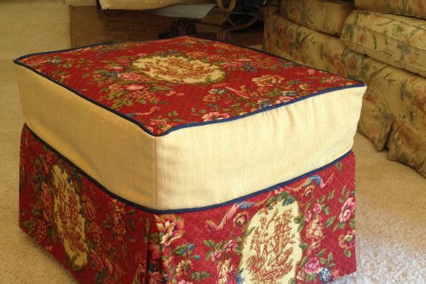 img-slipcover-ottomanF38010BC-6FF0-30E0-F574-15B097189C06.jpg